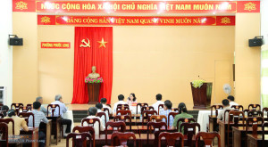 Tỉnh ủy viên, Bí thư Đảng ủy phường Phước Long Nguyễn Thị Hương Giang tiếp công dân định kỳ tháng 11 năm 2025