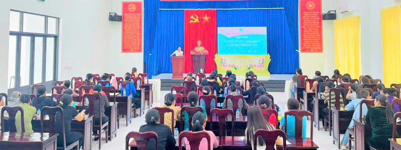 HỘI LHPN PHƯỜNG PHƯỚC LONG TỔ CHỨC HỘI NGHỊ TUYÊN TRUYỀN, PHỔ BIẾN, GIÁO DỤC PHÁP LUẬT CHO CÁN BỘ, HỘI VIÊN PHỤ NỮ